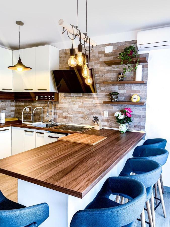 Apartments Milena 8 Мандре Экстерьер фото